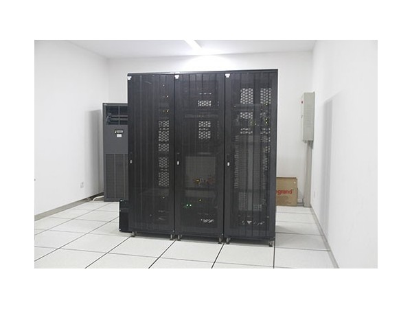 無人化機房智能設備監控系統解決方案