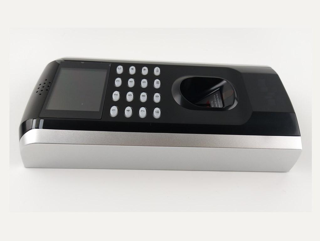 香港某體育局門禁系統(tǒng)，指紋密碼一體機