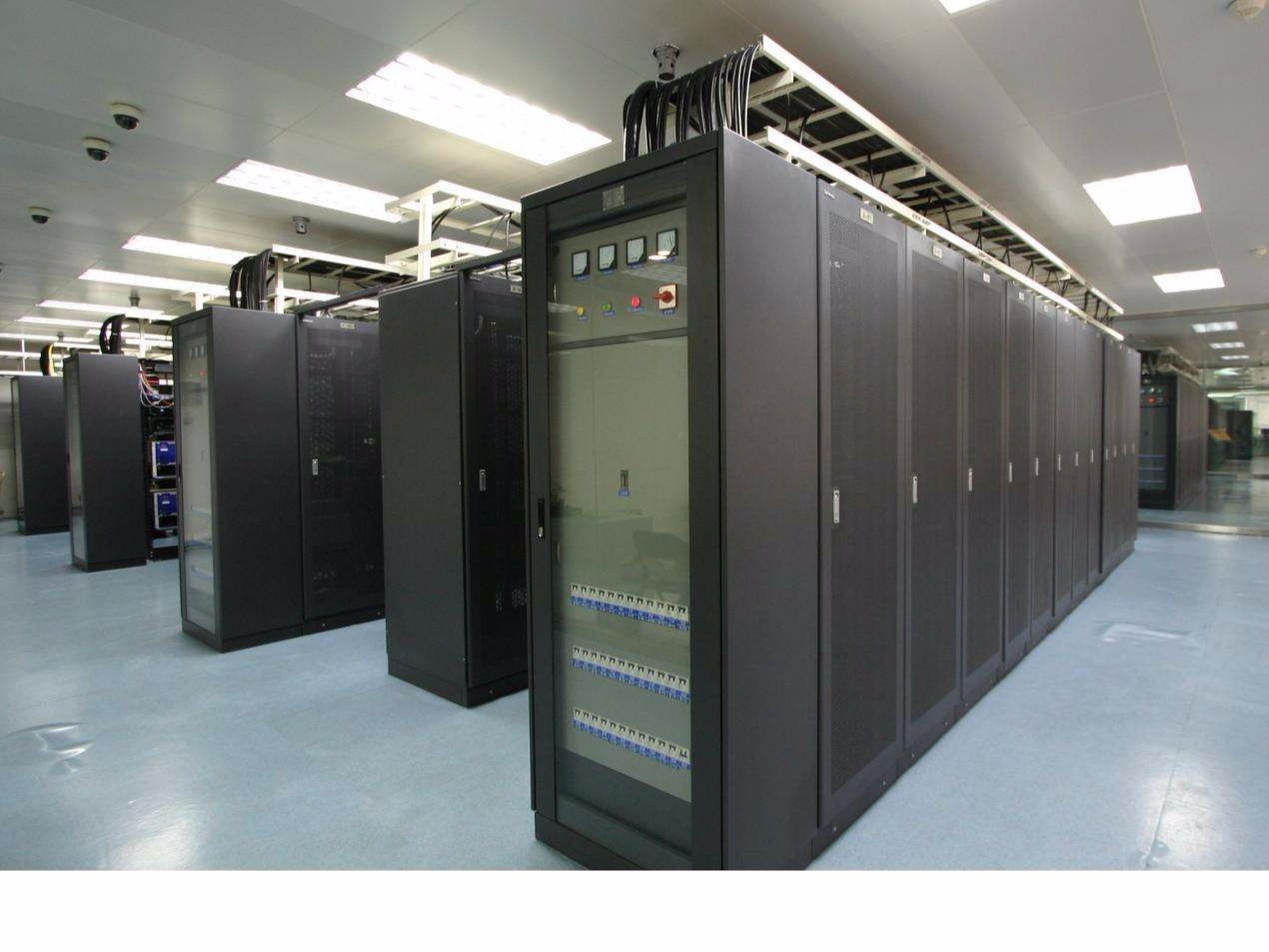 小型機房使用精密空調是件大事