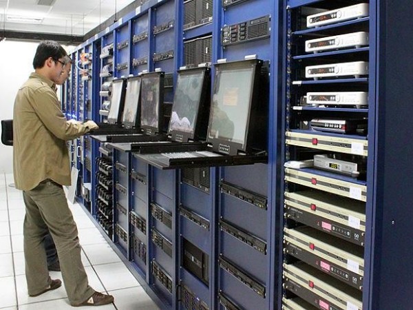 機房建設(shè)及監(jiān)控設(shè)備怎么做呢？