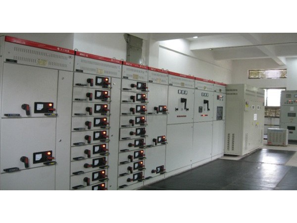 配電網監控中心版解決方案，在中心站內實現對多子站的集中管理！