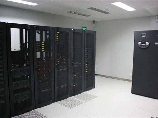 機房動環監控系統品牌該怎么選呢？